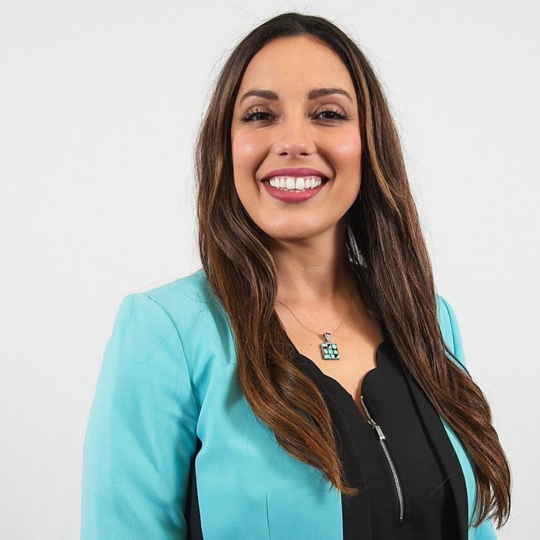 Ms. Jennifer Escandell